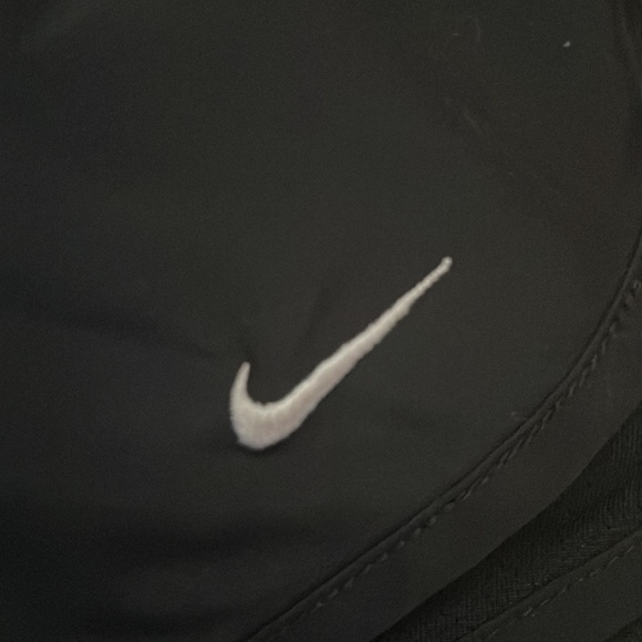 Nike Shorts l Size S - Picture 3 of 5